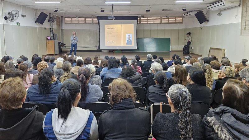 Educação de Americana inicia cronograma geral de capacitação para profissionais de apoio