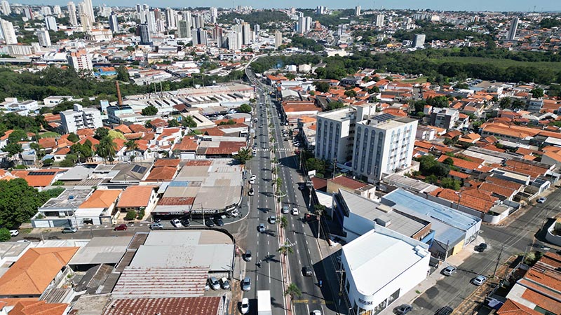 Prefeitura moderniza controladores semafóricos na Avenida da Saudade nesta segunda-feira