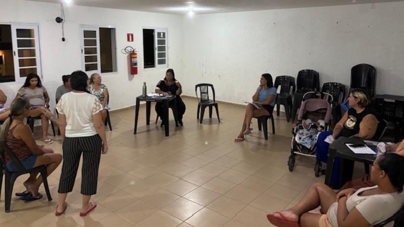 Prefeitura realiza curso de Design de Sobrancelhas para moradoras do Vida Nova II
