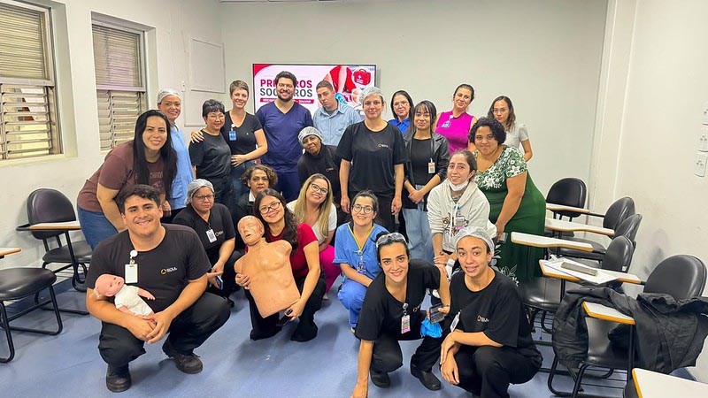 Hospital Municipal capacita equipes administrativas em primeiros socorros