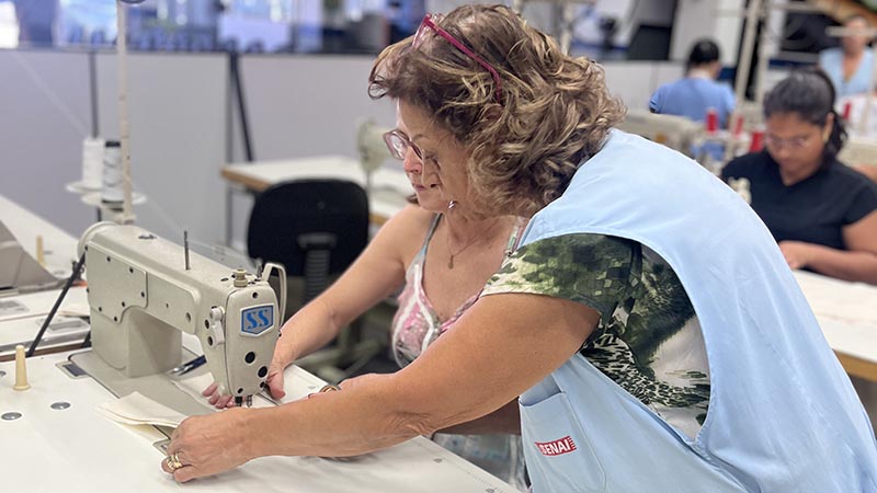 Inscrições para curso gratuito de Operador de Máquinas de Costura Industrial terminam nesta sexta