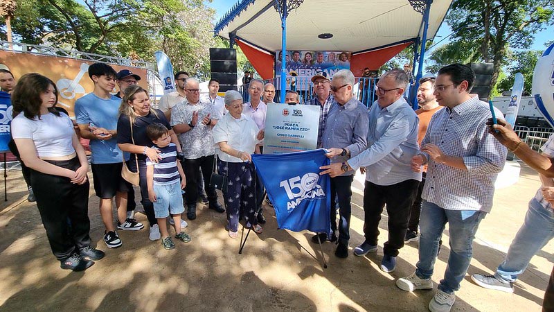 Prefeito Chico entrega revitalização da Praça José Rampazzo, no Jardim São Paulo
