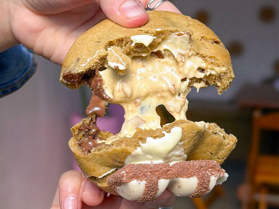Holy Kinder Bueno